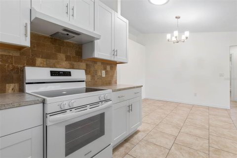 Casa en venta en Palm Coast, Florida, 4 dormitorios, 168.99 m2 № 1793019 - foto 19
