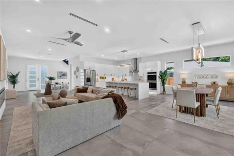 Casa en venta en Sarasota, Florida, 5 dormitorios, 442.31 m2 № 2314309 - foto 11