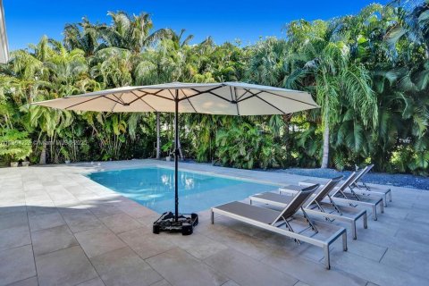 House in Golden Beach, Florida 5 bedrooms, 308.71 sq.m. № 1891198 - photo 19