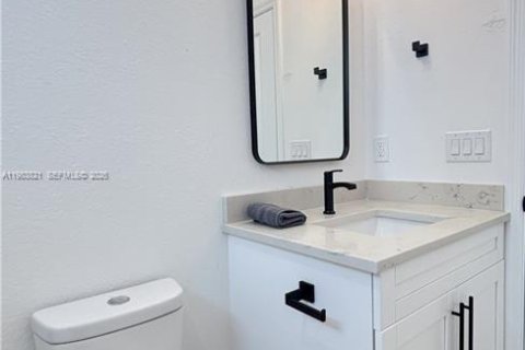 Casa en venta en Lehigh Acres, Florida, 4 dormitorios, 164.53 m2 № 2046727 - foto 17