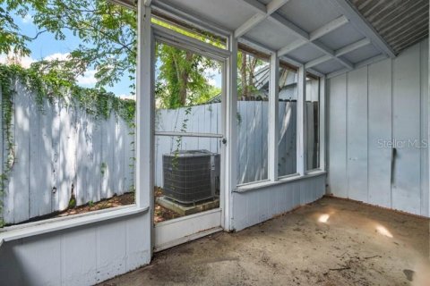 Townhouse in DeLand, Florida 2 bedrooms, 82.4 sq.m. № 1919251 - photo 11