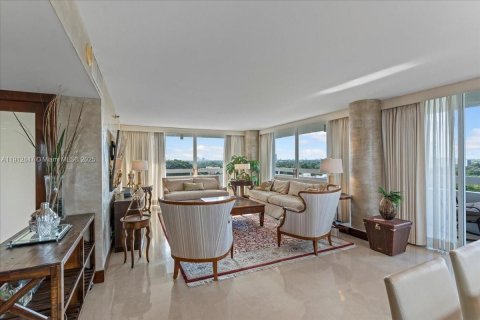 Купить кондоминиум в Майами, Флорида 3 спальни, 166.48м2, № 1970896 - фото 2