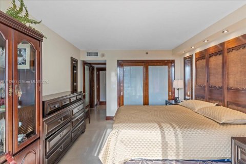 Купить кондоминиум в Майами, Флорида 3 спальни, 166.48м2, № 1970896 - фото 9