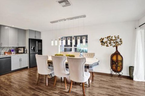 Villa ou maison à louer à West Palm Beach, Floride: 3 chambres, 186.18 m2 № 2388461 - photo 23