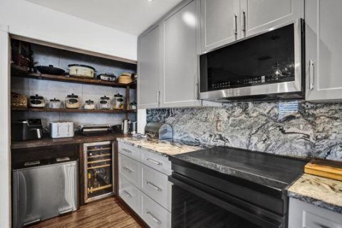 Villa ou maison à West Palm Beach, Floride 3 chambres, 186.18 m2 № 2388461