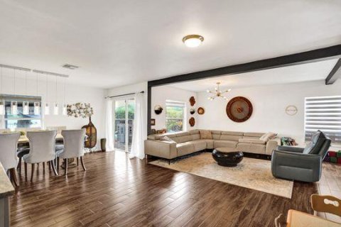 Villa ou maison à louer à West Palm Beach, Floride: 3 chambres, 186.18 m2 № 2388461 - photo 26