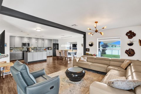 Villa ou maison à louer à West Palm Beach, Floride: 3 chambres, 186.18 m2 № 2388461 - photo 29