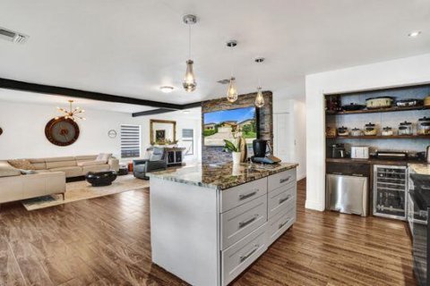 Villa ou maison à louer à West Palm Beach, Floride: 3 chambres, 186.18 m2 № 2388461 - photo 14