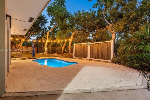 House in Tavernier, Florida 3 bedrooms, 158.96 sq.m. № 2007157 - photo 27