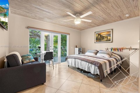 House in Tavernier, Florida 3 bedrooms, 158.96 sq.m. № 2007157 - photo 12