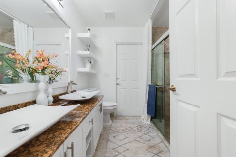 House in Coral Springs, Florida 4 bedrooms, 216.65 sq.m. № 2338026 - photo 19