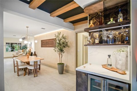 Купить виллу или дом в Майами, Флорида 3 спальни, 182.37м2, № 1943609 - фото 11
