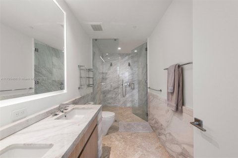 Copropriété à vendre à Miami, Floride: 2 chambres, 110 m2 № 1895373 - photo 17