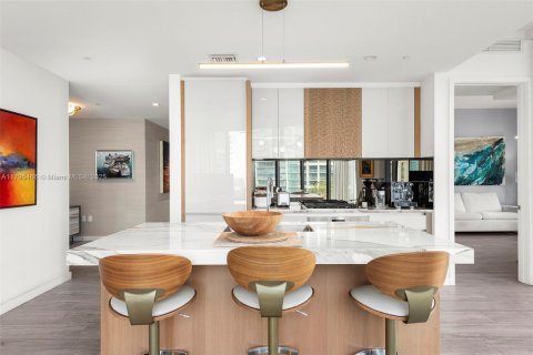 Copropriété à vendre à Miami, Floride: 2 chambres, 110 m2 № 1895373 - photo 9