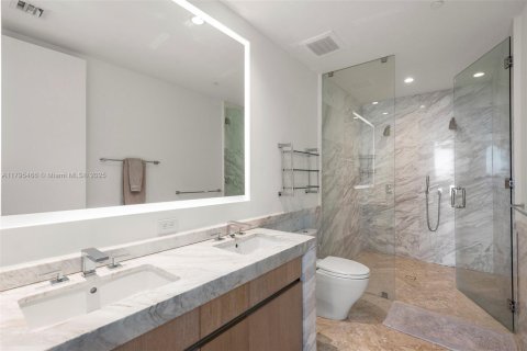 Copropriété à vendre à Miami, Floride: 2 chambres, 110 m2 № 1895373 - photo 18