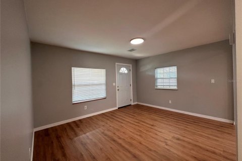 House in Clearwater, Florida 2 bedrooms, 75.44 sq.m. № 1912067 - photo 4