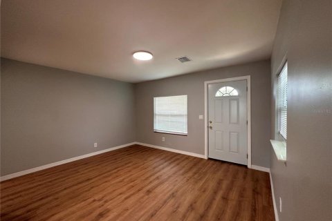 House in Clearwater, Florida 2 bedrooms, 75.44 sq.m. № 1912067 - photo 3