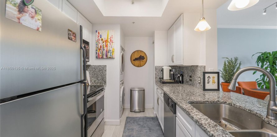 Condo à Miami, Floride, 1 chambre № 1858634