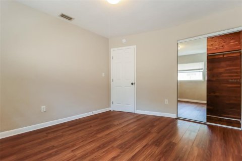 Villa ou maison à vendre à Largo, Floride: 3 chambres, 131.18 m2 № 2123943 - photo 15