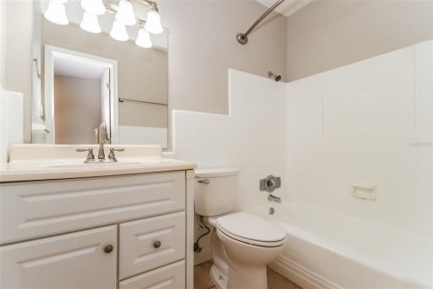 Villa ou maison à vendre à Largo, Floride: 3 chambres, 131.18 m2 № 2123943 - photo 12