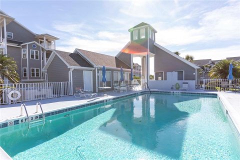 Condo in New Port Richey, Florida, 1 bedroom № 2143021 - photo 5