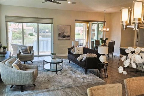 Casa en venta en Saint Petersburg, Florida, 3 dormitorios, 239.13 m2 № 1582462 - foto 14