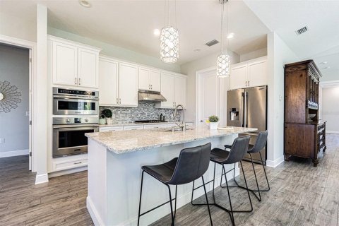 Casa en venta en Saint Petersburg, Florida, 3 dormitorios, 239.13 m2 № 1582462 - foto 4