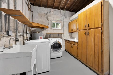 Снять в аренду виллу или дом в Саут-Майами, Флорида 3 спальни, 180.04м2, № 1993088 - фото 16