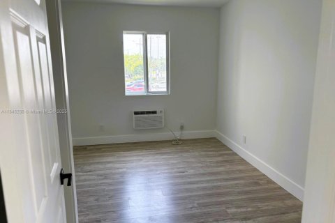 Apartment in Miami Beach, Florida 2 bedrooms, 69.68 sq.m. № 1840978 - photo 6