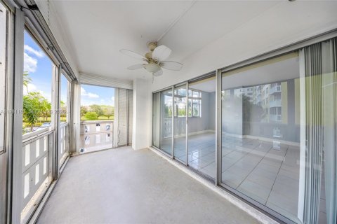 Купить кондоминиум в Холливуд, Флорида 2 спальни, 119.29м2, № 2049281 - фото 14