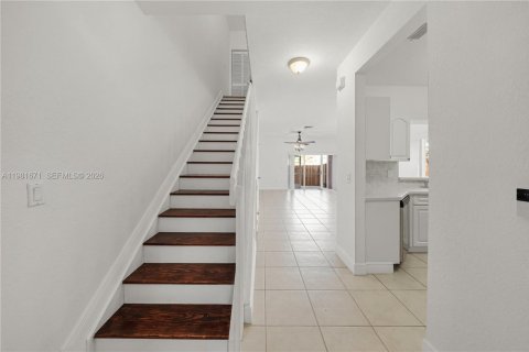 Touwnhouse à vendre à Pembroke Pines, Floride: 3 chambres, 147.16 m2 № 2087632 - photo 12