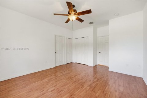 Touwnhouse à vendre à Pembroke Pines, Floride: 3 chambres, 147.16 m2 № 2087632 - photo 28