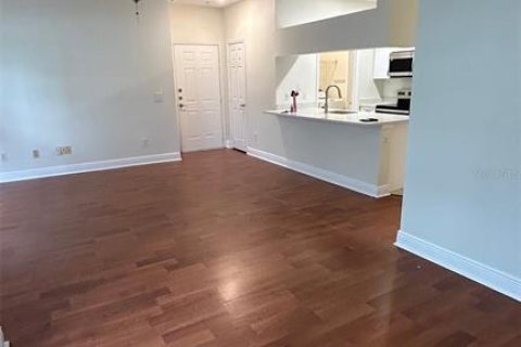 Apartamento en alquiler en Temple Terrace, Florida, 1 dormitorio, 77.48 m2 № 1906903 - foto 5