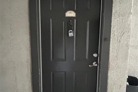 Apartamento en alquiler en Temple Terrace, Florida, 1 dormitorio, 77.48 m2 № 1906903 - foto 3