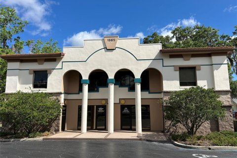Immobilier commercial à louer à Ocala, Floride: 519.7 m2 № 1819138 - photo 2