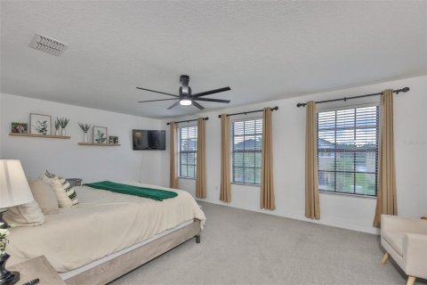 House in Land O' Lakes, Florida 3 bedrooms, 192.68 sq.m. № 1885210 - photo 19