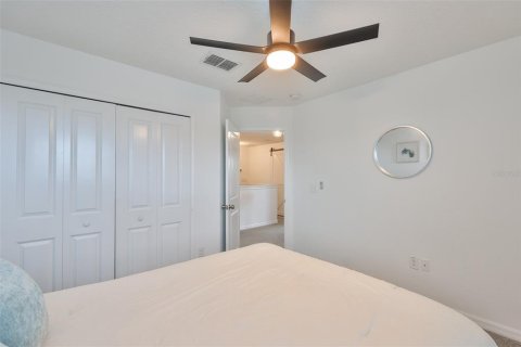 House in Land O' Lakes, Florida 3 bedrooms, 192.68 sq.m. № 1885210 - photo 27