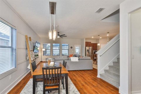House in Land O' Lakes, Florida 3 bedrooms, 192.68 sq.m. № 1885210 - photo 6