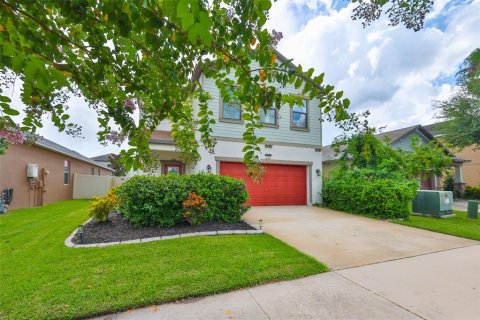 House in Land O' Lakes, Florida 3 bedrooms, 192.68 sq.m. № 1885210 - photo 3