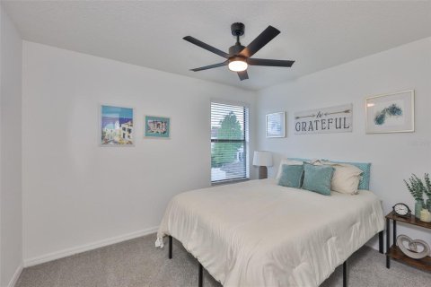 House in Land O' Lakes, Florida 3 bedrooms, 192.68 sq.m. № 1885210 - photo 26
