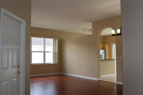 Купить виллу или дом в Мирамар, Флорида 4 спальни, 172.71м2, № 2065252 - фото 18