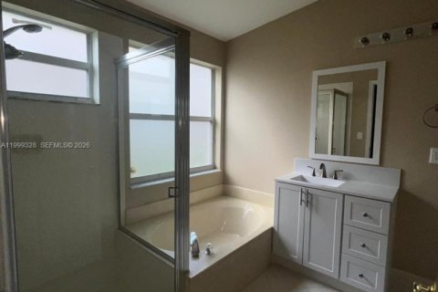 Купить виллу или дом в Мирамар, Флорида 4 спальни, 172.71м2, № 2065252 - фото 27