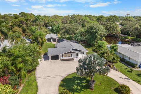 Villa ou maison à Englewood, Floride 4 chambres, 178 m2 № 2404640