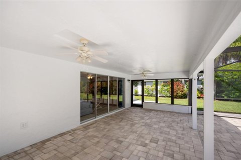 Villa ou maison à vendre à Englewood, Floride: 4 chambres, 178 m2 № 2404640 - photo 25