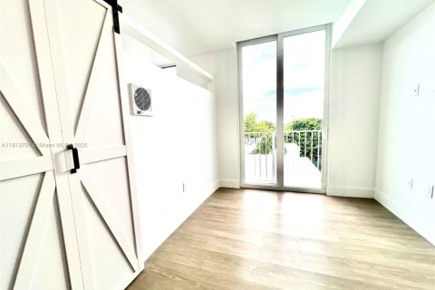 Снять в аренду кондоминиум в Майами, Флорида 1 спальня, № 1958184 - фото 4