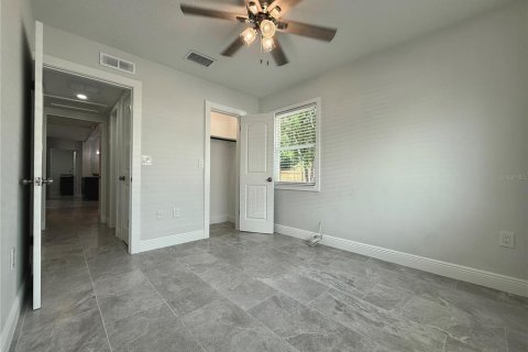 Villa ou maison à vendre à Saint Petersburg, Floride: 4 chambres, 138.89 m2 № 1917909 - photo 16