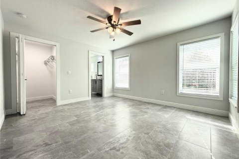 Villa ou maison à vendre à Saint Petersburg, Floride: 4 chambres, 138.89 m2 № 1917909 - photo 7
