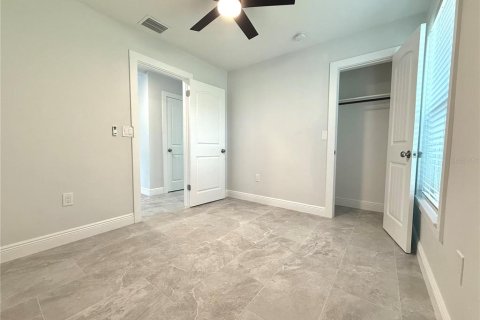 Villa ou maison à vendre à Saint Petersburg, Floride: 4 chambres, 138.89 m2 № 1917909 - photo 13