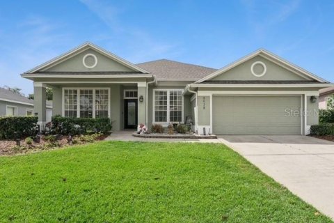 House in Orlando, Florida 3 bedrooms, 218.97 sq.m. № 2198488
