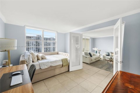 Copropriété à vendre à Aventura, Floride: 2 chambres, 113.34 m2 № 1956629 - photo 10